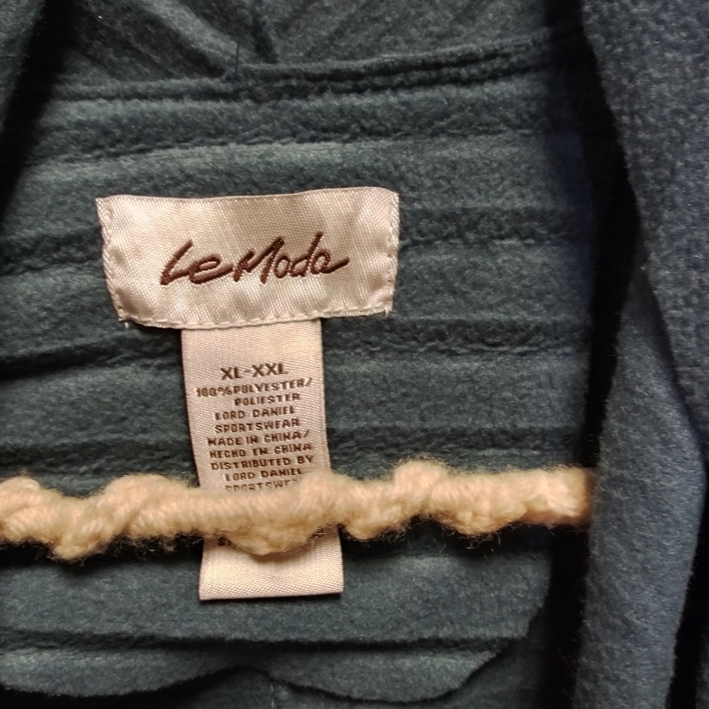 Knit vest - Picture 2 of 2